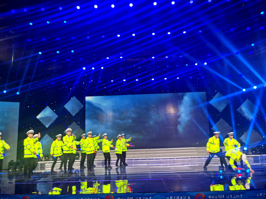 潔晶集團(tuán)應(yīng)邀參加市公安局組織的向黨和人民報(bào)告主題活動(dòng)